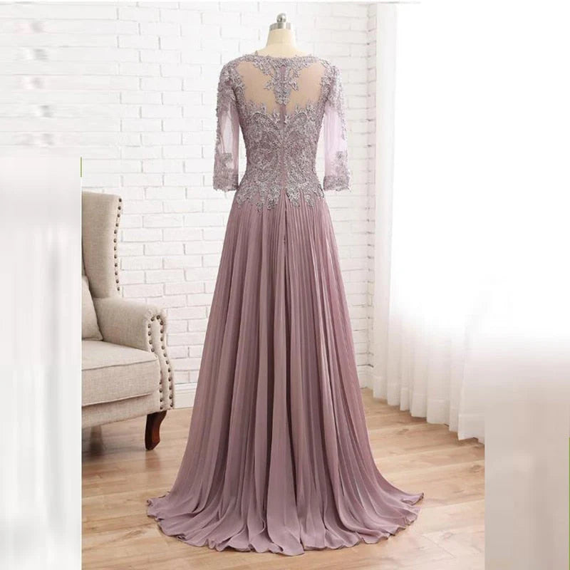 Mother of the Bride Dresses Charming Lace Jewel Neck 3/4 Sleeves With Appliqued