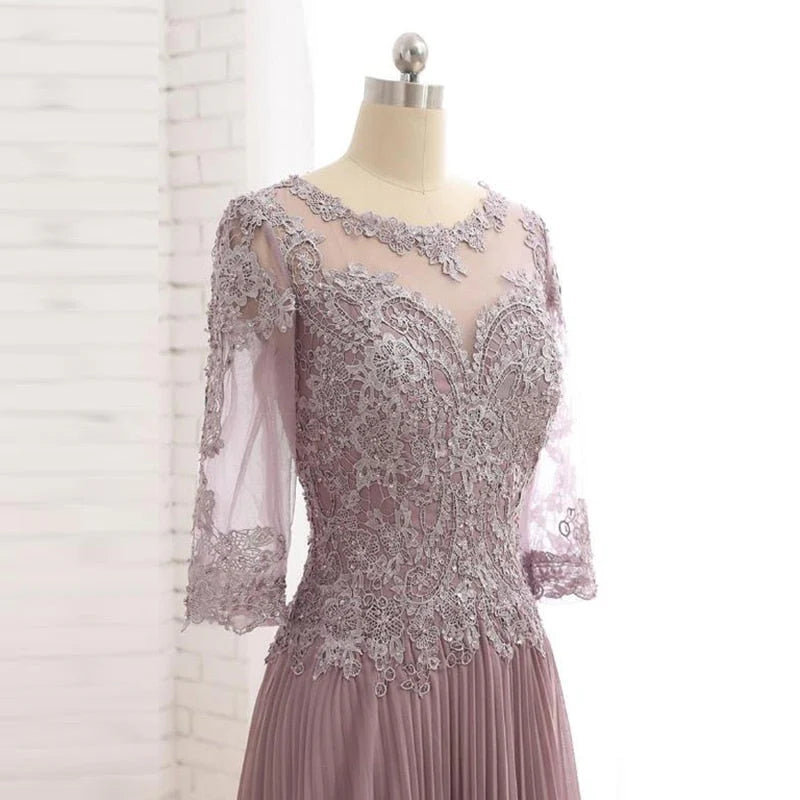 Mother of the Bride Dresses Charming Lace Jewel Neck 3/4 Sleeves With Appliqued