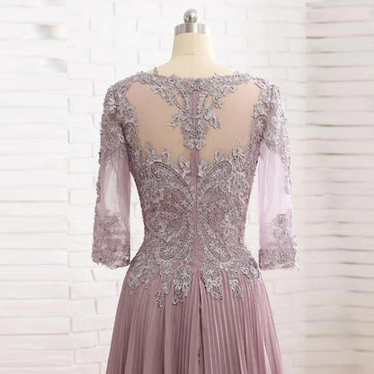 Mother of the Bride Dresses Charming Lace Jewel Neck 3/4 Sleeves With Appliqued