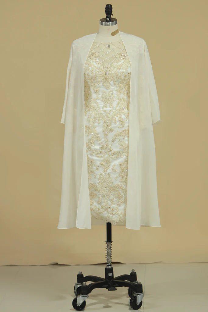 Mother of the Bride Dress Elegant Illusion Neck Knee Length 3/4 Sleeve Sheath Column with Embroidery