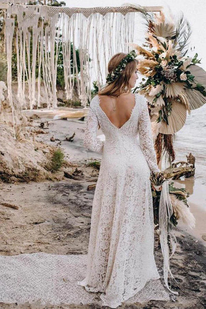 Long Sleeve Wedding Dresses Lace Appliqued Beach