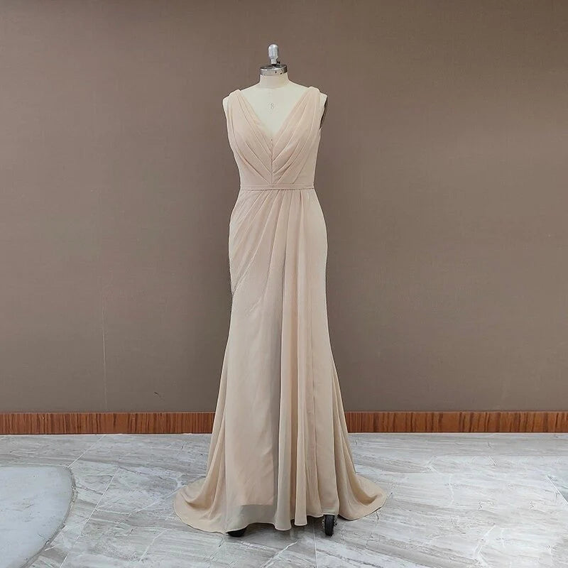 Bridesmaid Dresses Simple V Neck Sleeveless Sheath  Pleated Long  With Slit