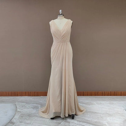 Bridesmaid Dresses Simple V Neck Sleeveless Sheath  Pleated Long  With Slit