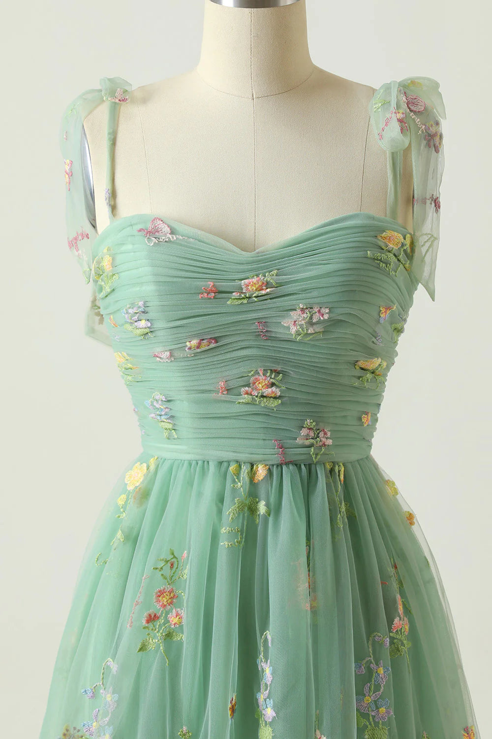 Green Long Prom Dress With Embroidery