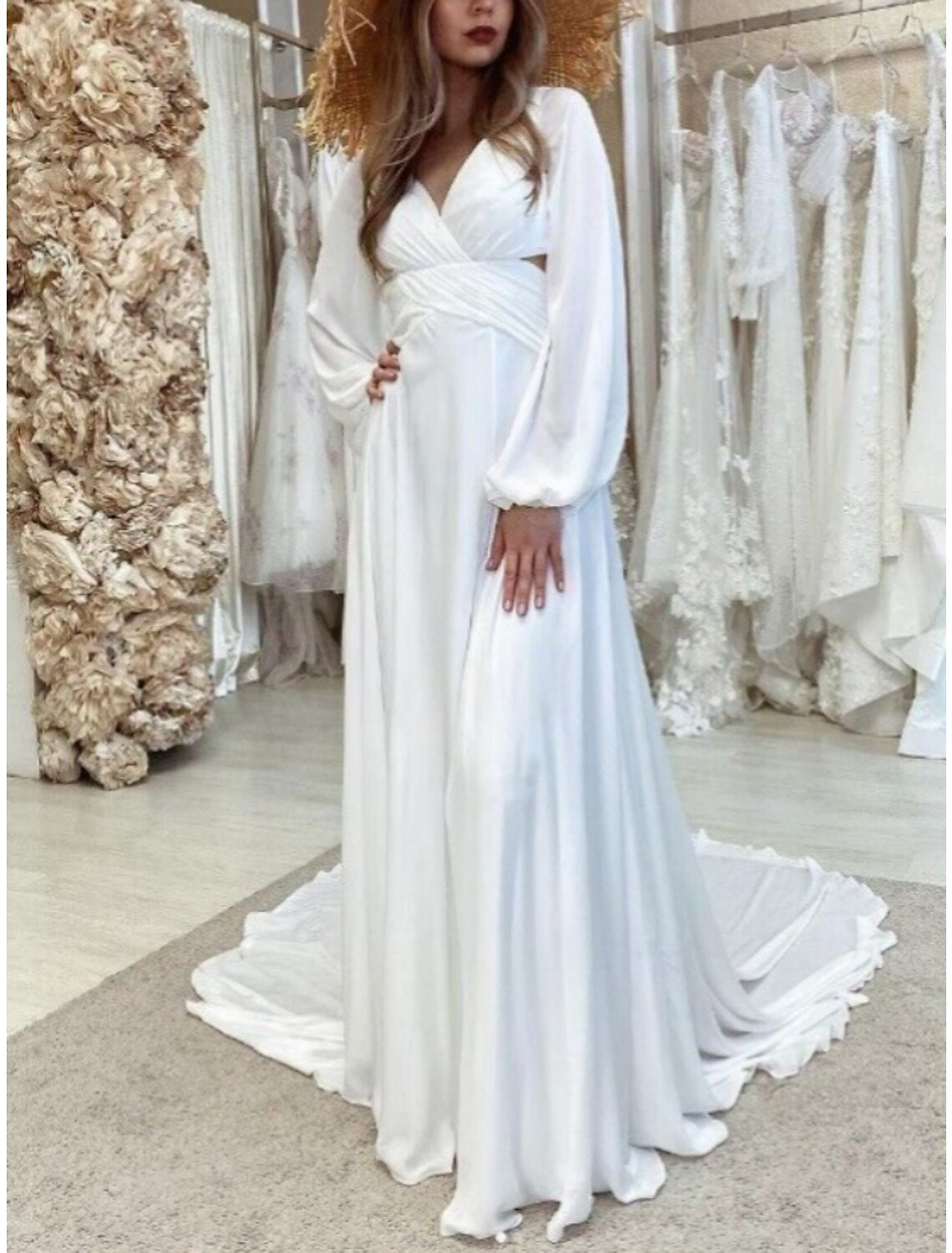 Formal Wedding Dresses Sheath / Column V Neck Long Sleeve Court Train Chiffon Bridal Gowns With Pleats Solid Color