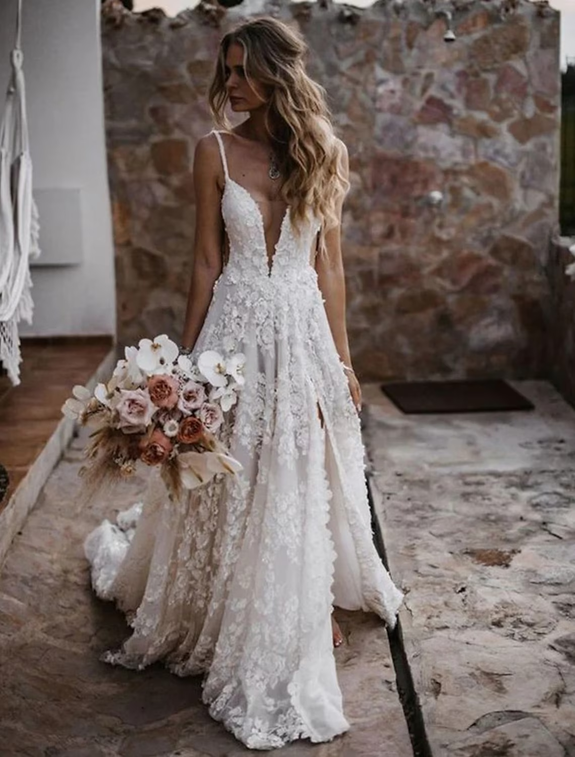 Beach Sexy Boho Wedding Dresses Court Train Sheath / Column Sleeveless Spaghetti Strap Lace With Appliques Split Front