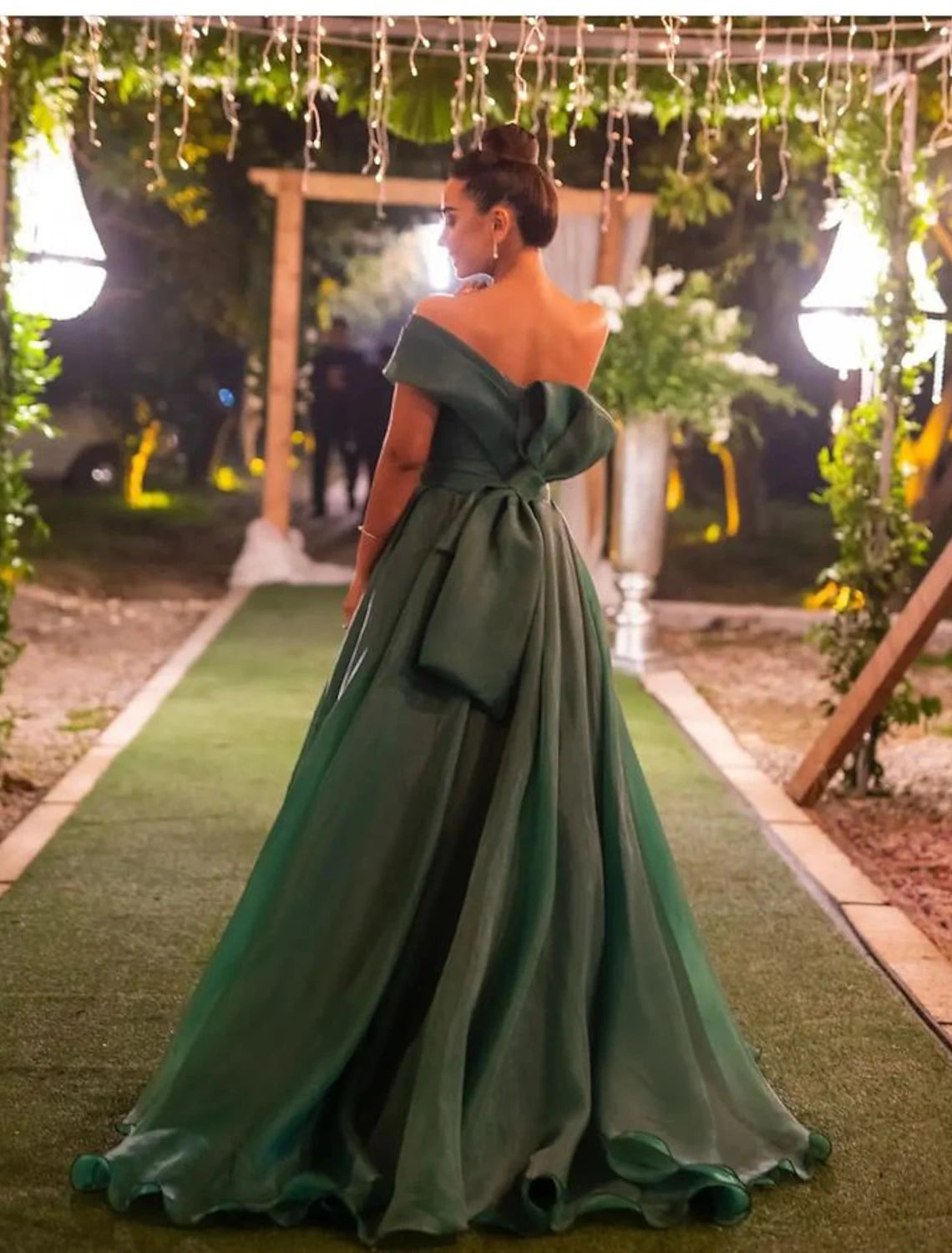 A-Line Evening Gown Christmas Red Green Dress Wedding Guest Prom Sweep / Brush Train Short Sleeve One Shoulder Organza with Ruched Slit