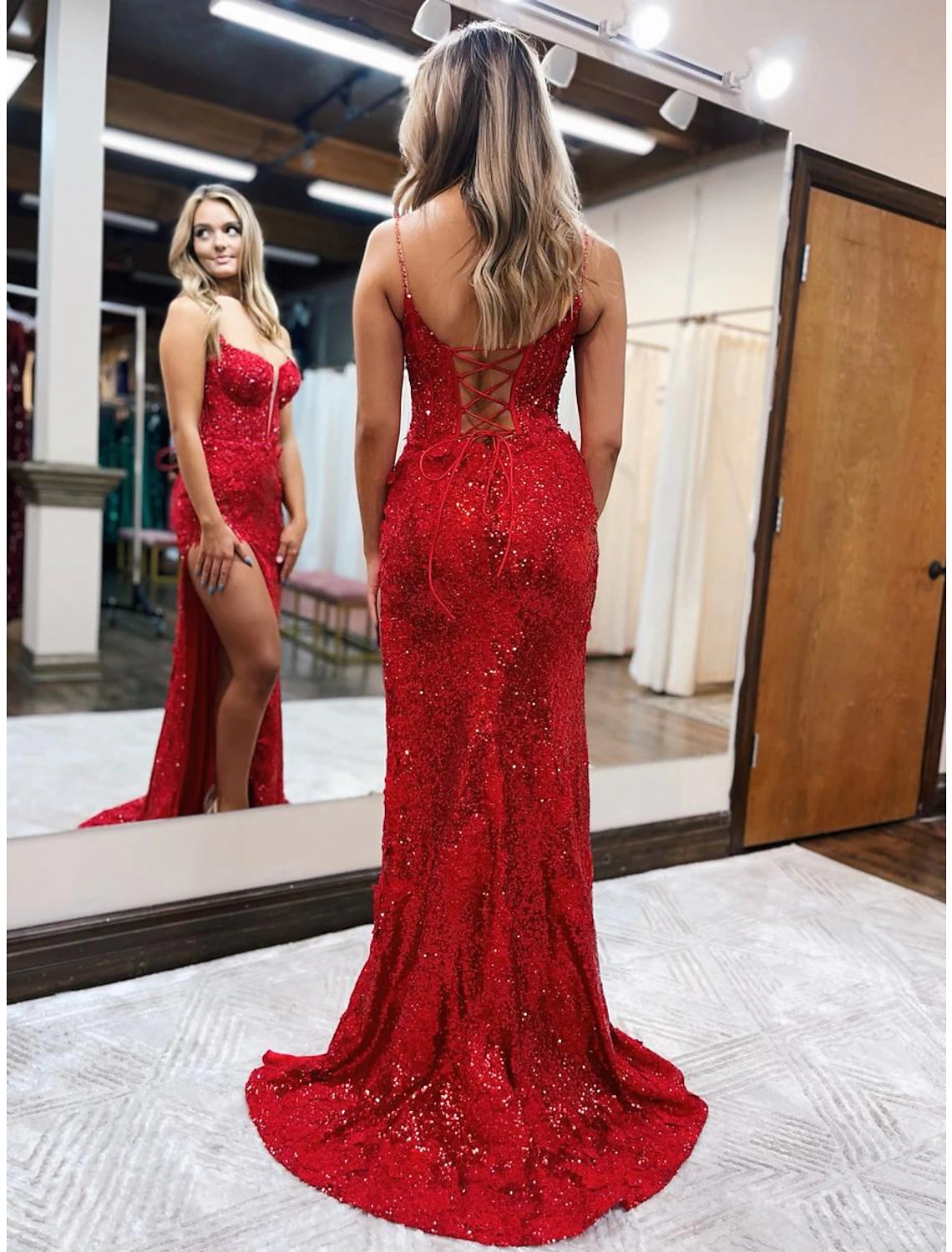 Mermaid / Trumpet Prom Dresses Sparkle & Shine Dress Formal Wedding Party Sweep / Brush Train Sleeveless Spaghetti Strap Sequined Backless with Beading Sequin Slit