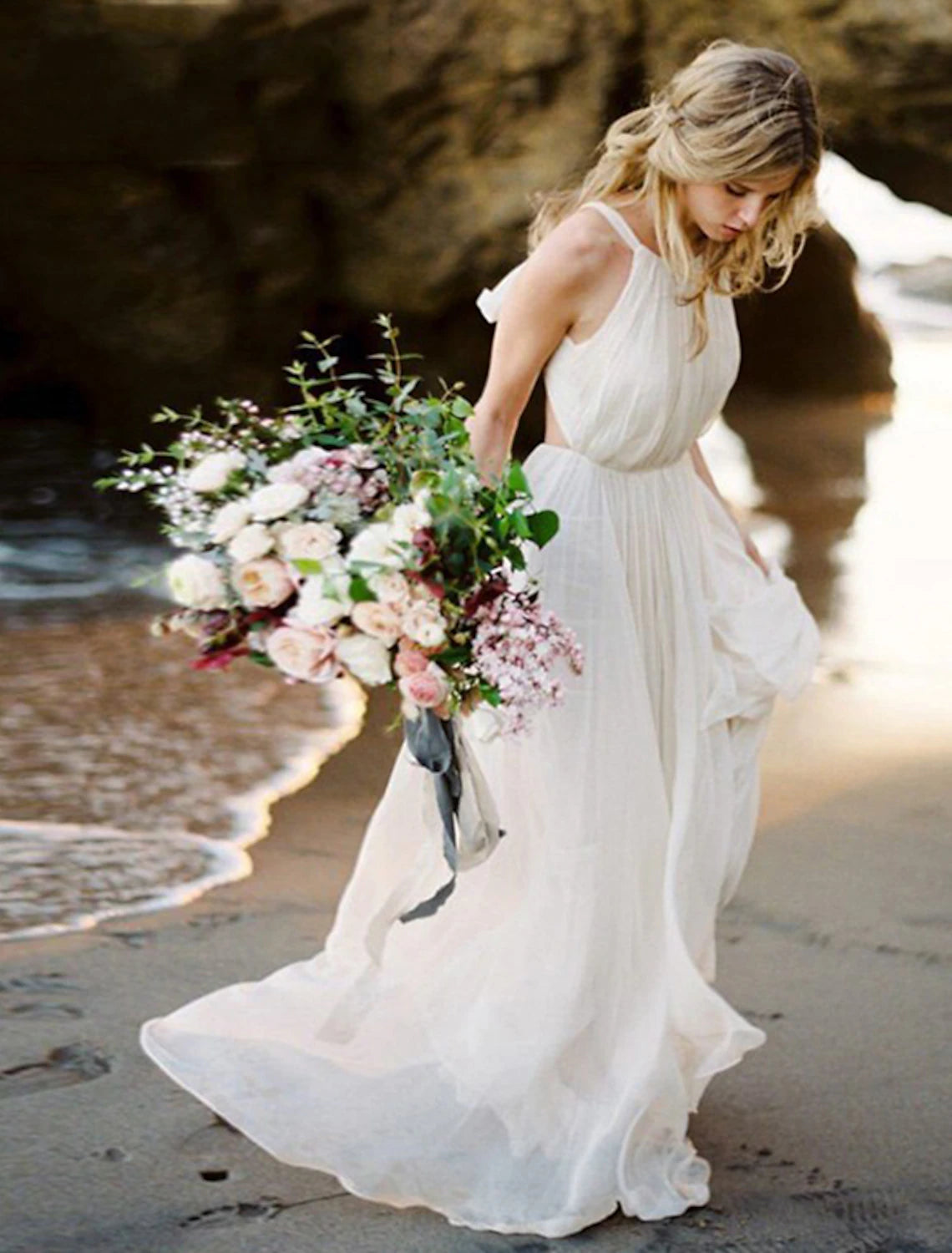 Beach Open Back Boho Wedding Dresses A-Line Halter Sleeveless Sweep / Brush Train Chiffon Bridal Gowns With Solid Color