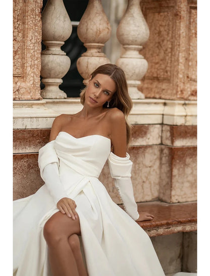 Hall Casual Wedding Dresses A-Line Off Shoulder Long Sleeve Court Train Satin Bridal Gowns With Split Front Solid Color