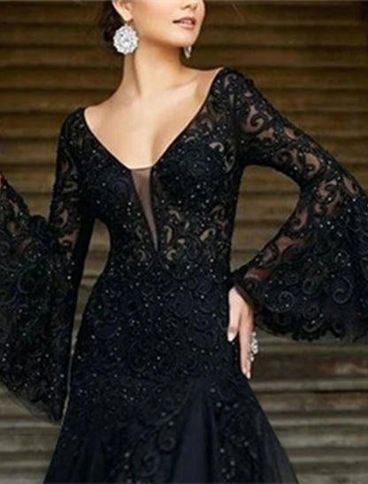 A-Line Evening Gown Black Dress Vintage Formal Wedding Guest Floor Length Long Sleeve V Neck Lace with Appliques