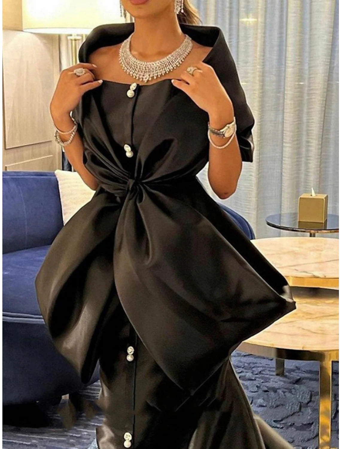 Mermaid / Trumpet Evening Gown Black Dress Elegant Dress Formal Court Train Half Sleeve Off Shoulder Satin with Bow(s) Slit