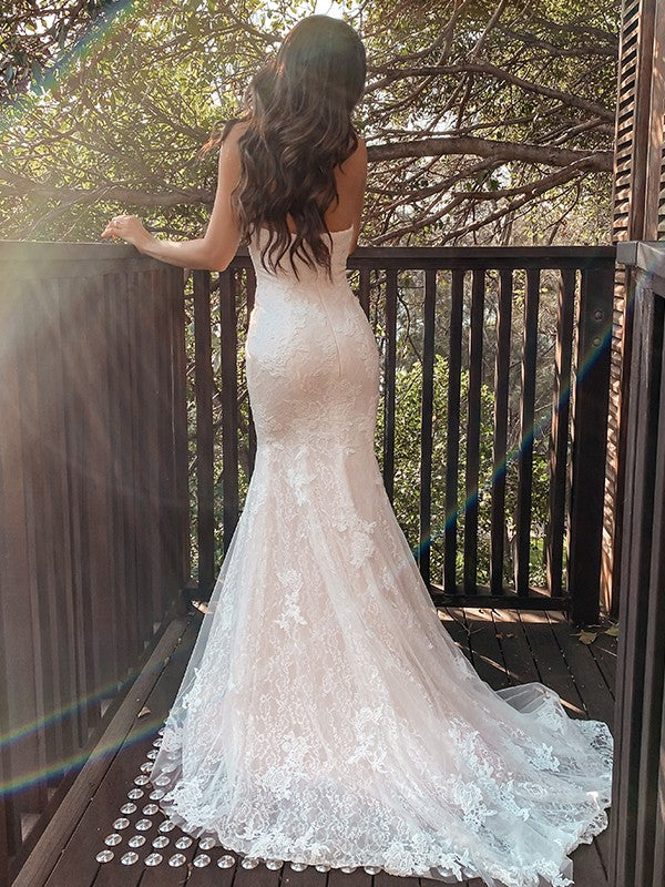 Trumpet/Mermaid Sweetheart Sleeveless Lace Applique Sweep/Brush Train Wedding Dresses