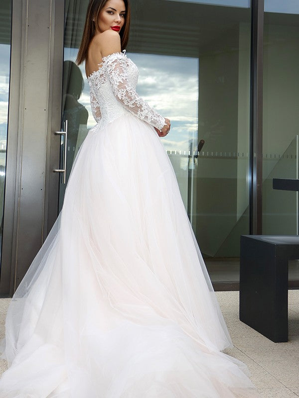 A-Line/Princess Long Sleeves Tulle Applique Off-the-Shoulder Court Train Wedding Dresses