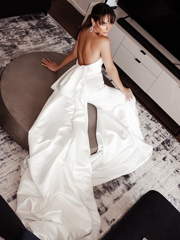 Sheath/Column Satin Ruffles Strapless Sleeveless Court Train Wedding Dresses