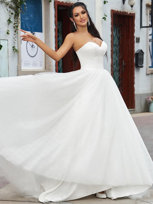 A-Line/Princess Lace Ruffles Sweetheart Sleeveless Sweep/Brush Train Wedding Dresses