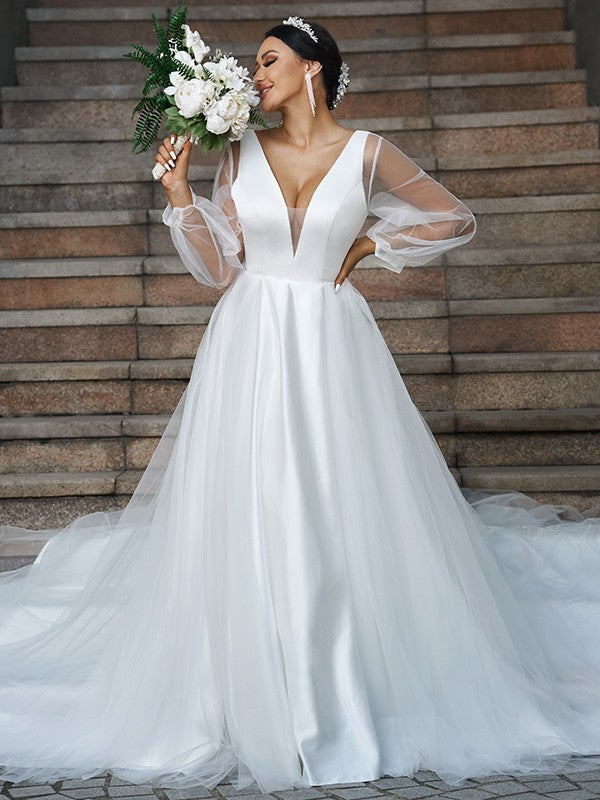 A-Line/Princess Tulle Ruffles V-neck Long Sleeves Court Train Wedding Dresses