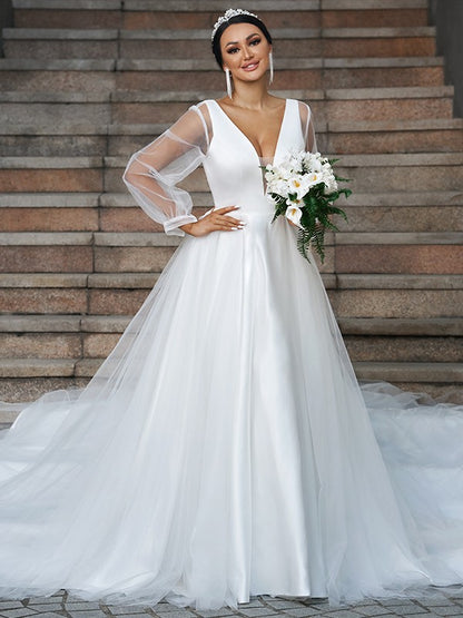 A-Line/Princess Tulle Ruffles V-neck Long Sleeves Court Train Wedding Dresses