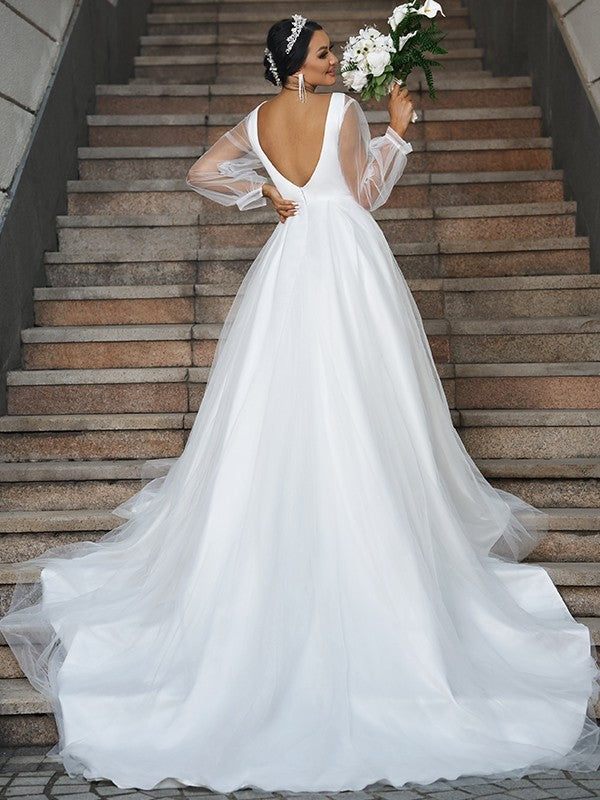 A-Line/Princess Tulle Ruffles V-neck Long Sleeves Court Train Wedding Dresses