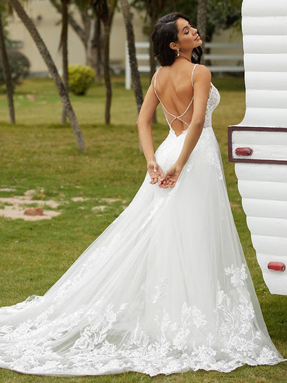 A-Line/Princess Tulle Applique V-neck Sleeveless Court Train Wedding Dresses