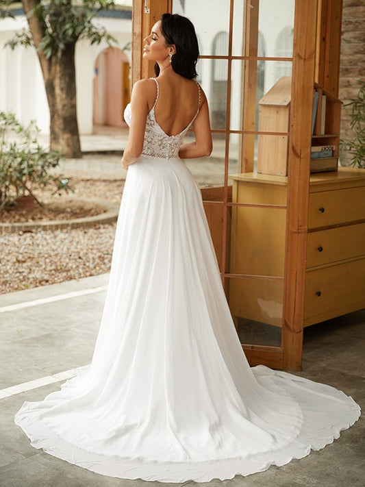 A-Line/Princess Tulle Lace V-neck Sleeveless Court Train Wedding Dresses