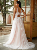 A-Line/Princess Tulle Applique Scoop Sleeveless Sweep/Brush Train Wedding Dresses