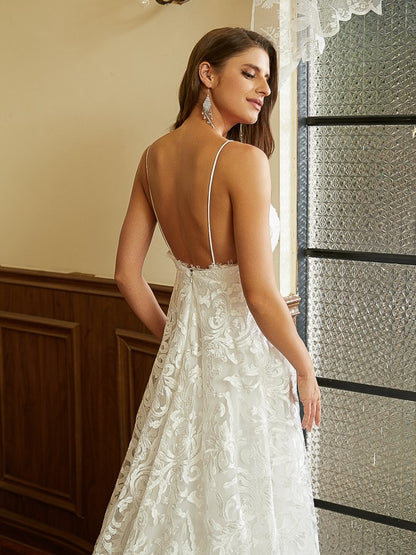 A-Line/Princess Lace V-neck Sleeveless Chapel Train Wedding Dresses