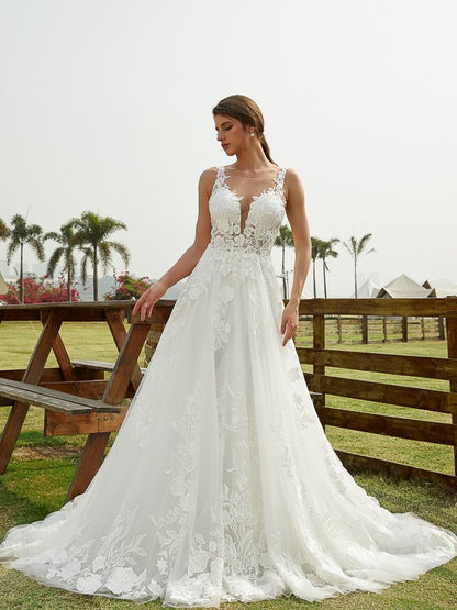 A-Line/Princess Tulle Lace Scoop Sleeveless Chapel Train Wedding Dresses