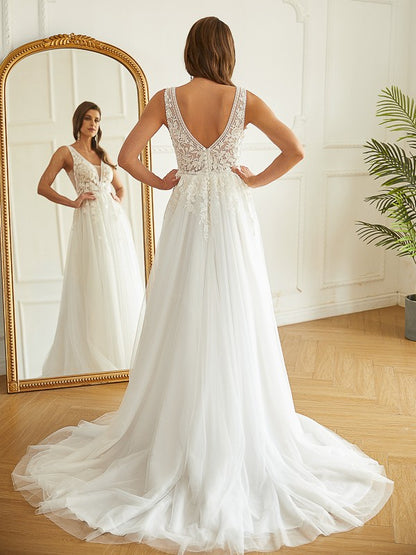 A-Line/Princess Tulle Applique V-neck Sleeveless Sweep/Brush Train Wedding Dresses