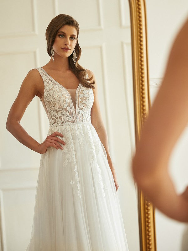 A-Line/Princess Tulle Applique V-neck Sleeveless Sweep/Brush Train Wedding Dresses