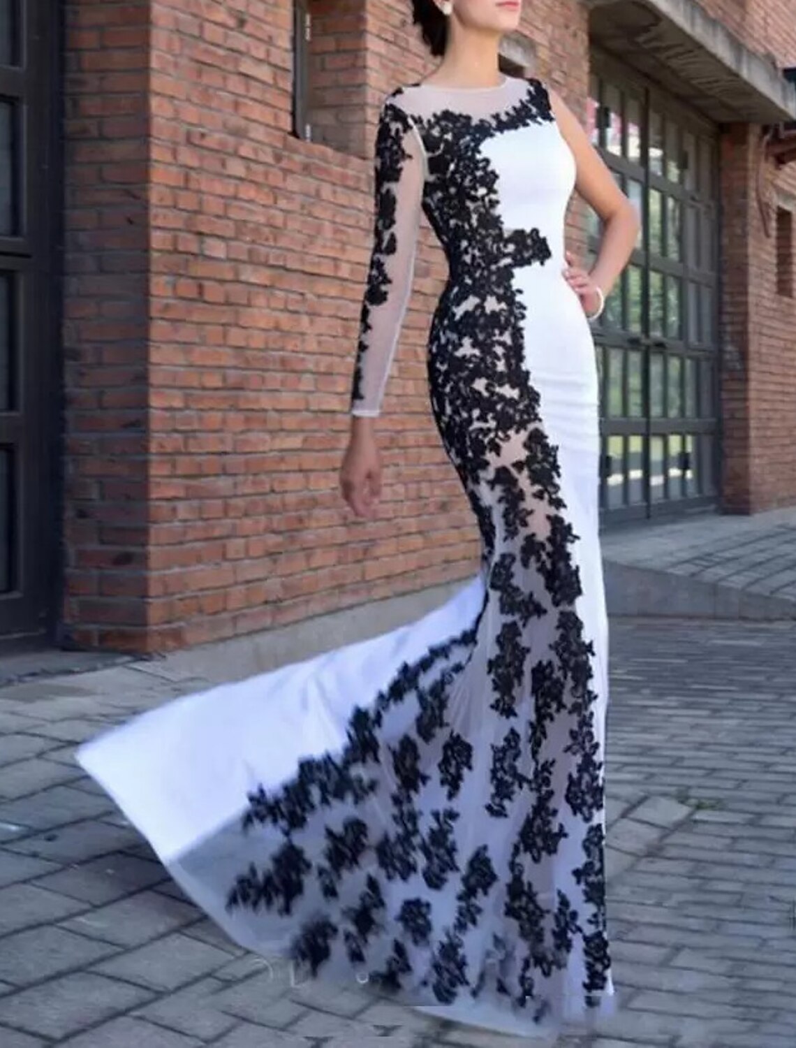 Mermaid / Trumpet Evening Gown Color Block Dress Formal Wedding Guest Court Train Long Sleeve One Shoulder Stretch Fabric with Appliques