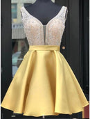 A-Line Homecoming Dresses Sparkle & Shine Dress Holiday Graduation Short / Mini Sleeveless V Neck Satin with Beading