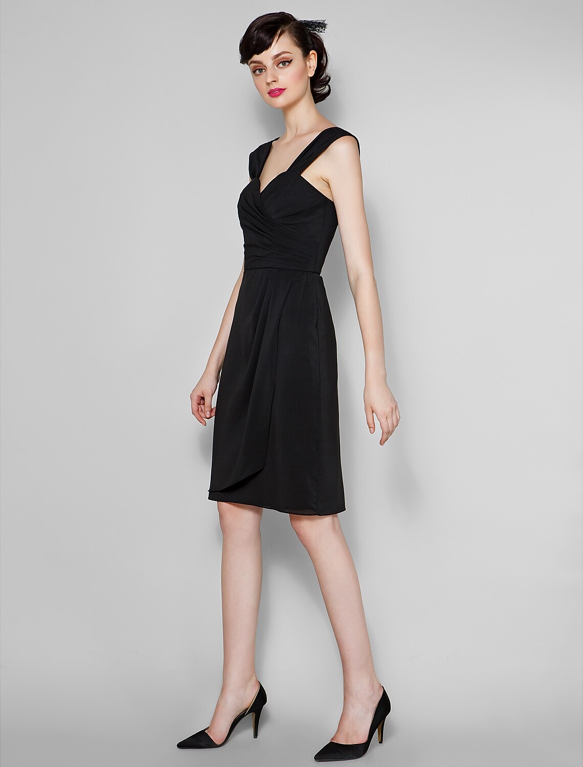 Sheath / Column Bridesmaid Dress Straps Sleeveless Little Black Dress Knee Length Chiffon with Criss Cross