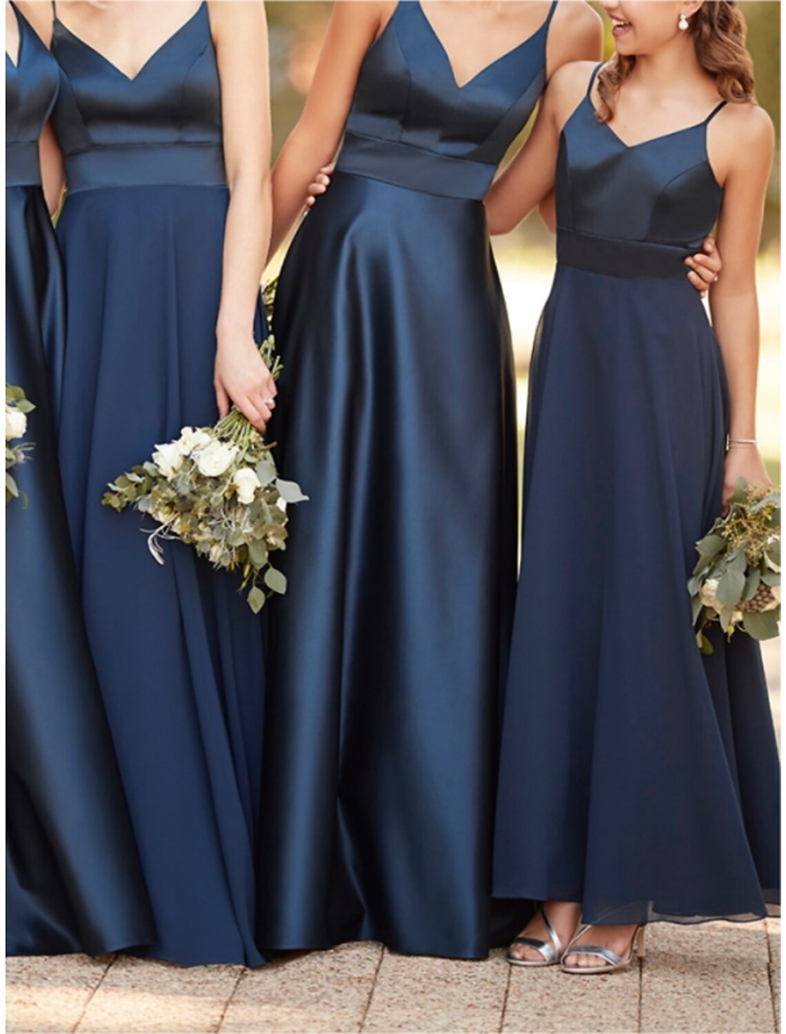 Sheath / Column Bridesmaid Dress Spaghetti Strap / V Neck Sleeveless Blue Floor Length Satin with Pleats / Solid Color