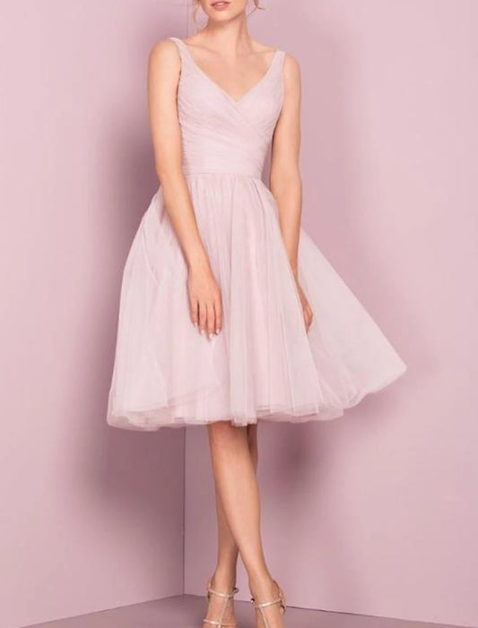 A-Line Bridesmaid Dress V Neck Sleeveless Elegant Knee Length Tulle with Pleats