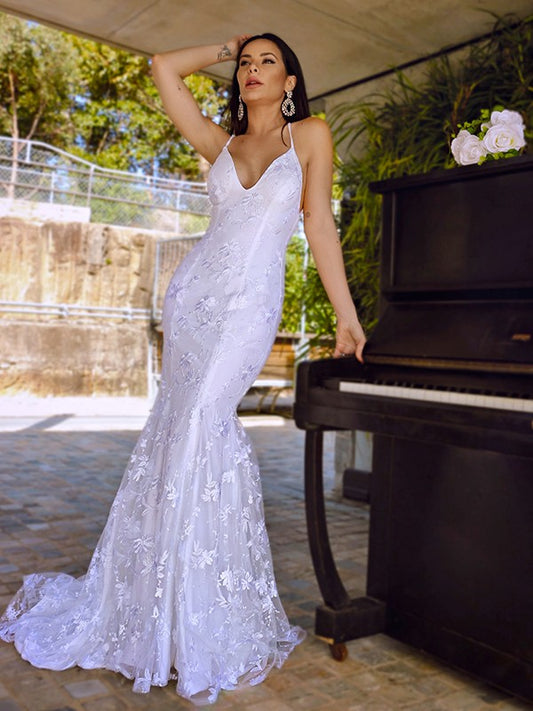 Trumpet/Mermaid Sleeveless Tulle Lace Spaghetti Straps Court Train Wedding Dresses