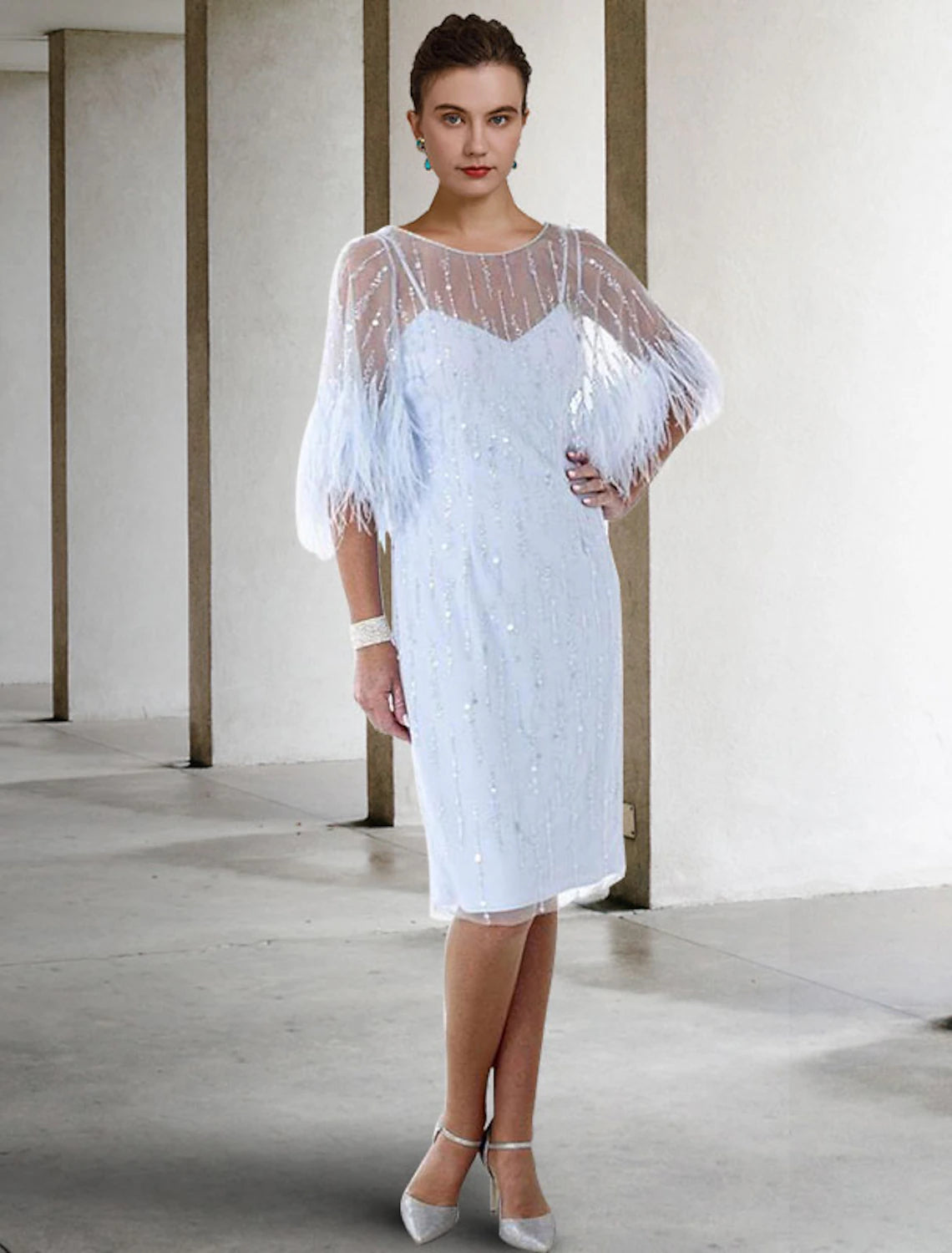 Sheath / Column Mother of the Bride Dress Fall Wedding Guest Sparkle & Shine Elegant Jewel Neck Knee Length Stretch Chiffon Half Sleeve with Feather Beading Sequin