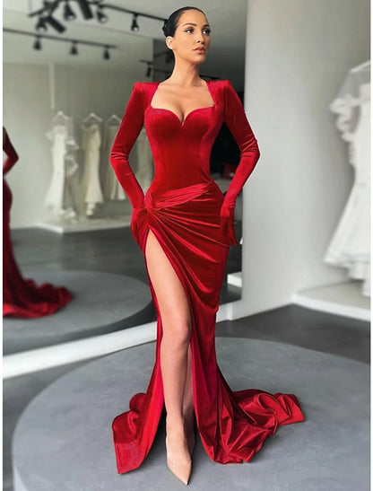 A-Line Evening Gown Party Dress Vintage Dress Formal Fall Court Train Long Sleeve Sweetheart Velvet with Ruched Slit