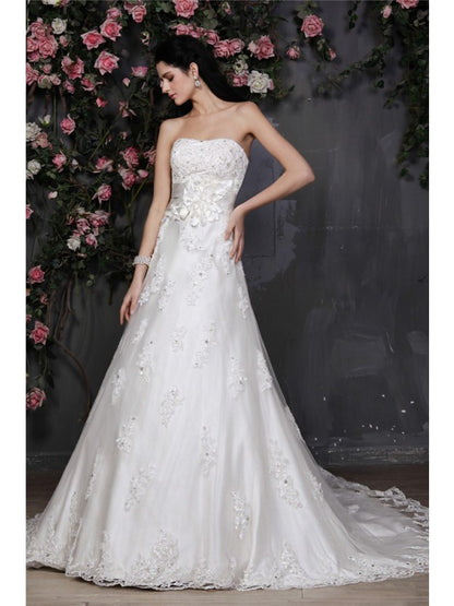 A-Line/Princess Strapless Sleeveless Beading Applique Hand-Made Flower Net Wedding Dresses