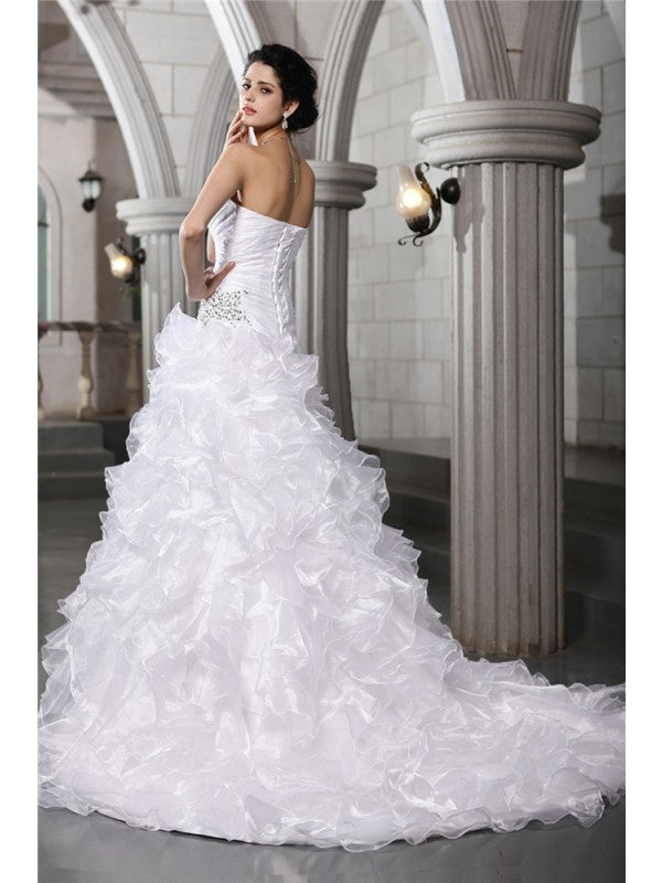 A-Line/Princess Sweetheart Sleeveless Pleats Beading Long Organza Wedding Dresses