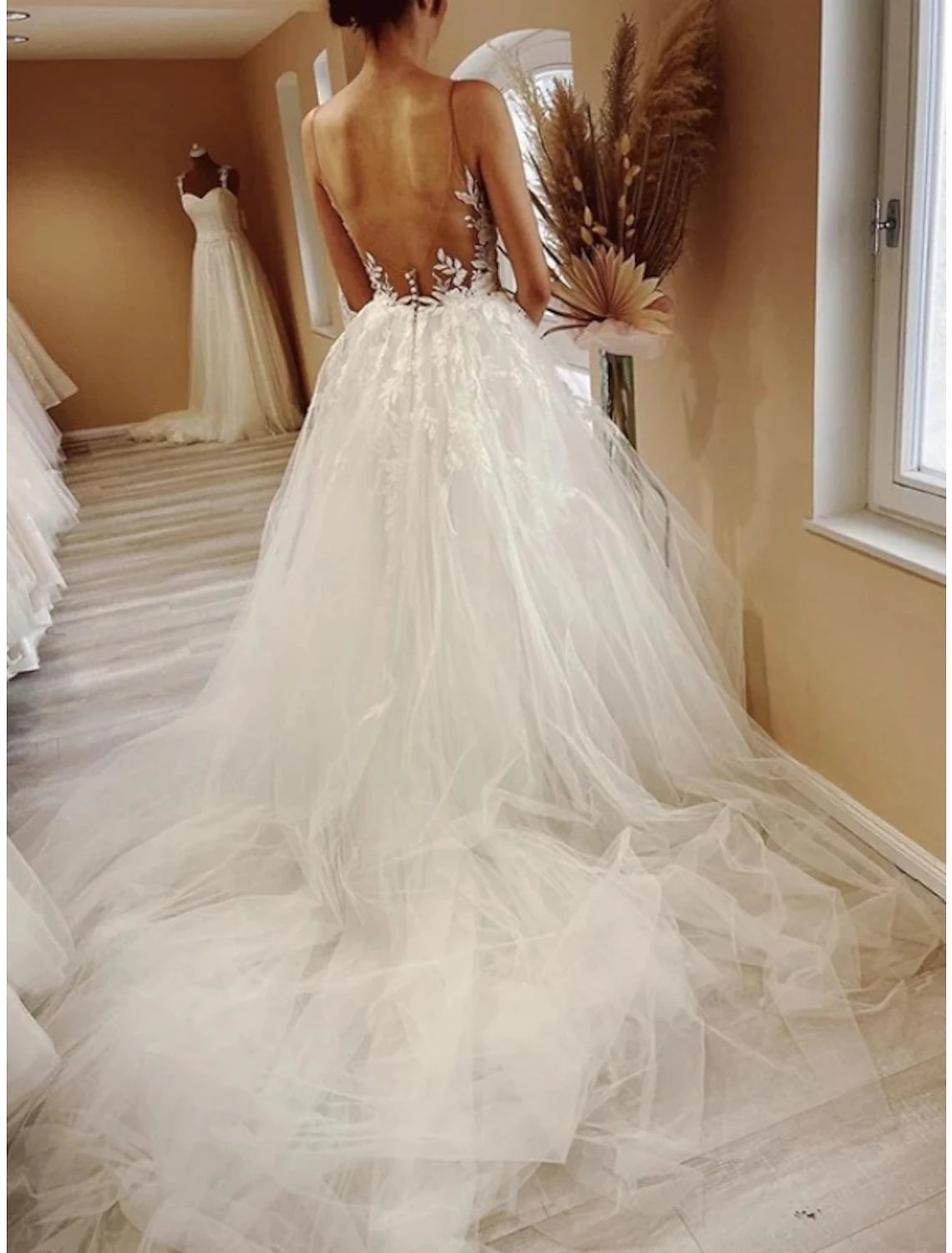 Beach Formal Wedding Dresses Ball Gown Illusion Neck Sleeveless Court Train Lace Bridal Gowns With Pleats