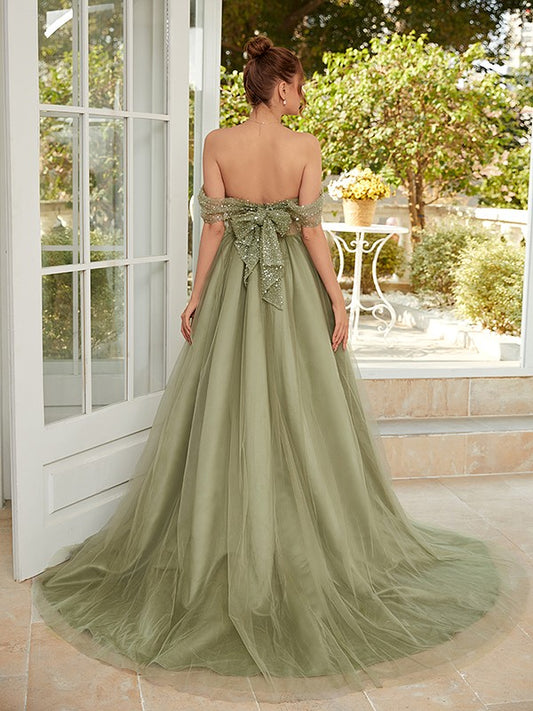 A-Line/Princess Tulle Ruched Off-the-Shoulder Sleeveless Court Train Dresses