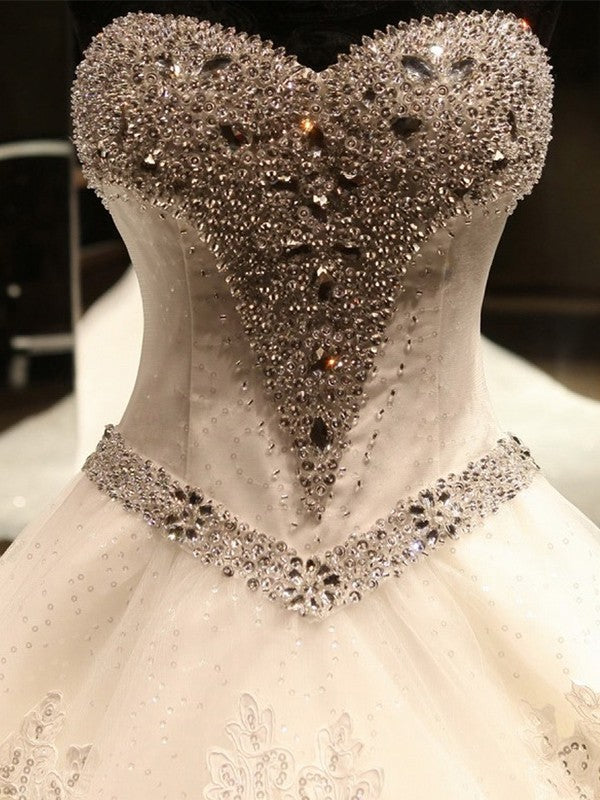 Ball Gown Sleeveless Sweetheart Cathedral Train Applique Sequin Tulle Wedding Dresses