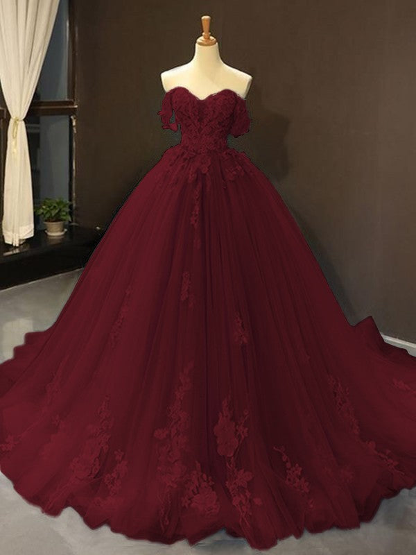 Ball Gown Tulle Off-the-Shoulder Sleeveless Applique Chapel Train Dresses