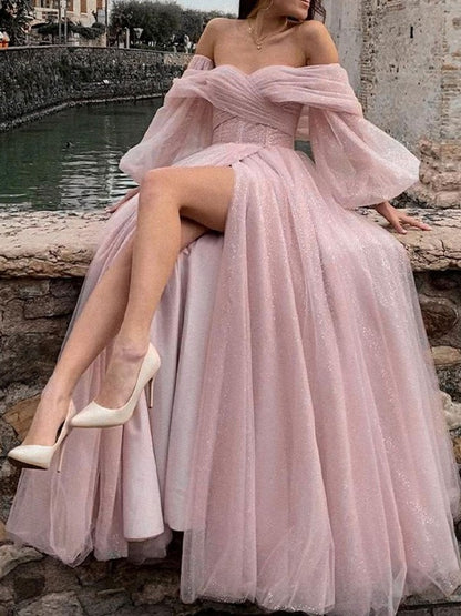 A-Line/Princess Tulle Ruched Off-the-Shoulder Long Sleeves Sweep/Brush Train Dresses