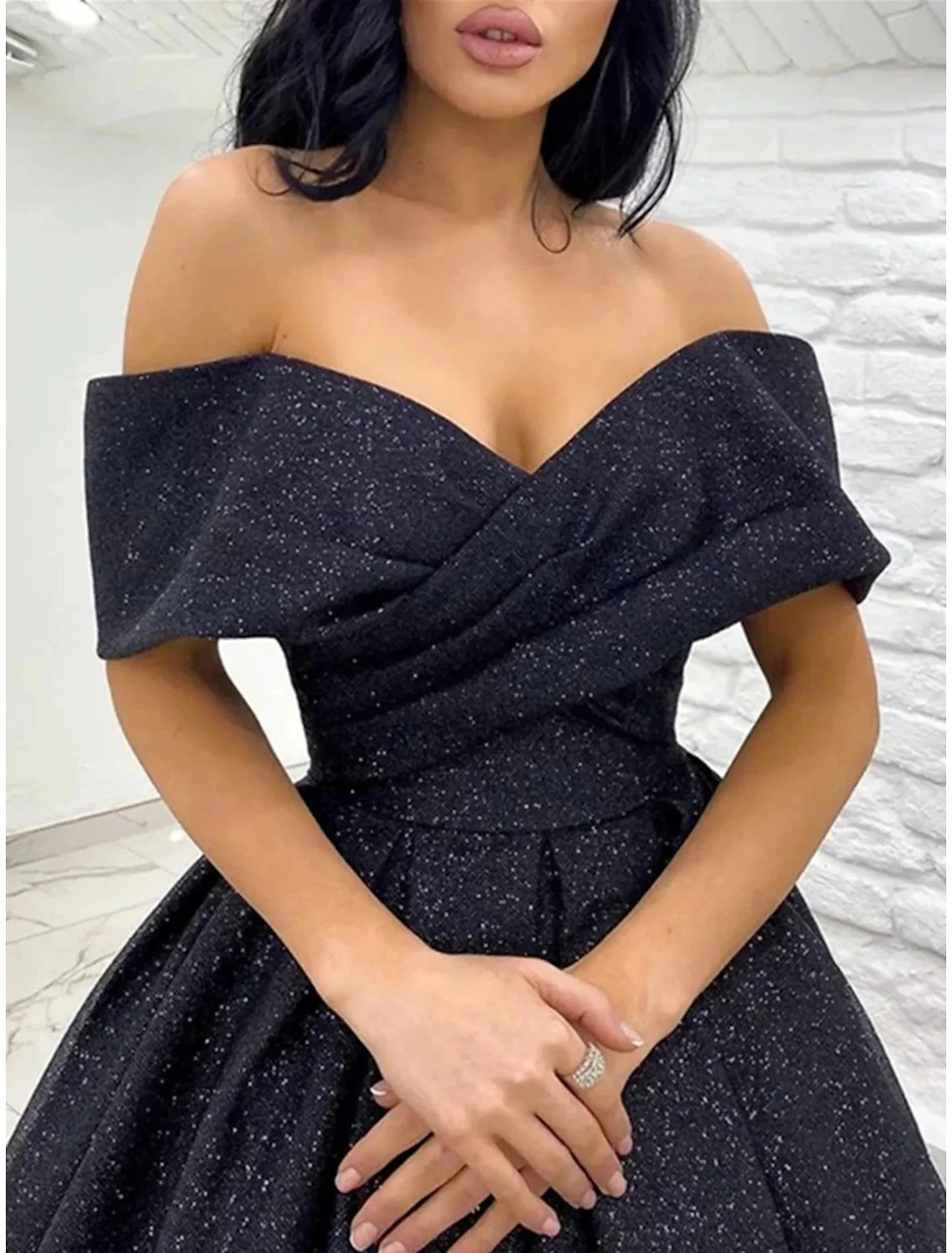 A-Line Prom Dresses Sparkle Black Champagne Gold Dress Black Tie Carival Sweep / Brush Train Short Sleeve Off Shoulder Sequined with Glitter Pleats