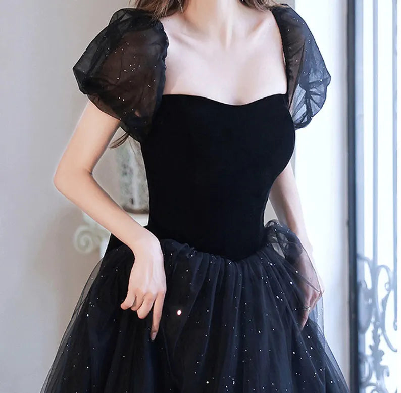 Longuette Dress with Cone Cups