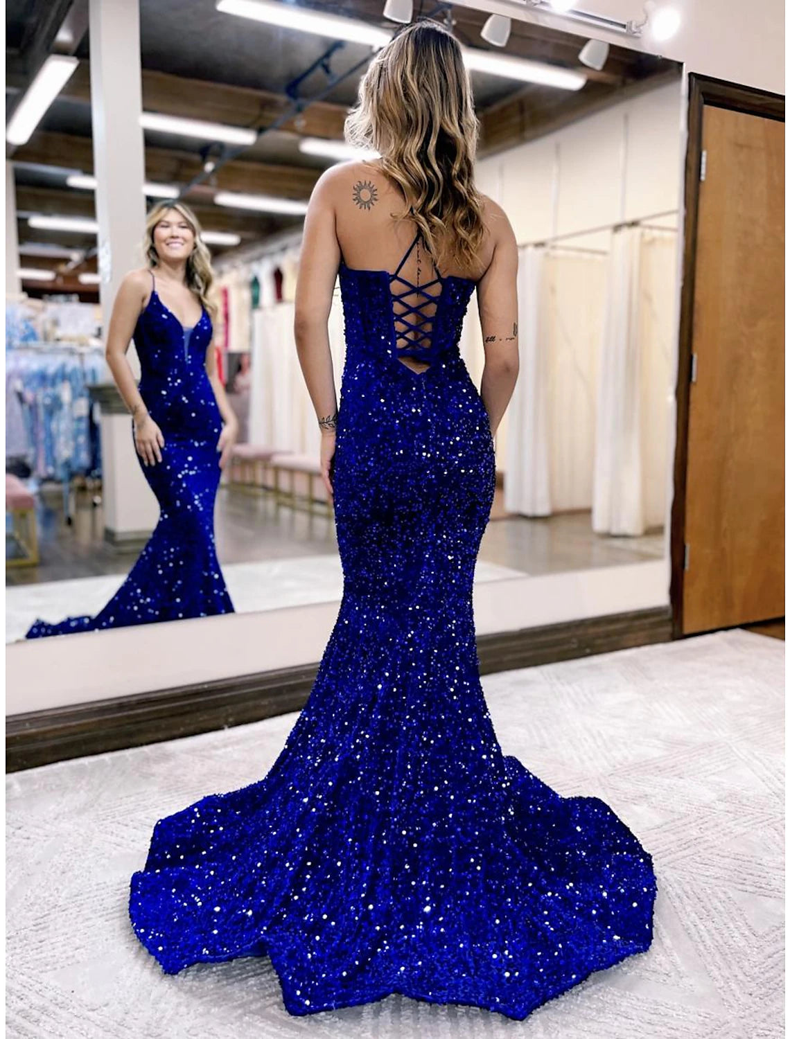 Mermaid / Trumpet Evening Gown Sparkle & Shine Dress Formal Prom Court Train Sleeveless V Neck Sequined Backless with Sequin