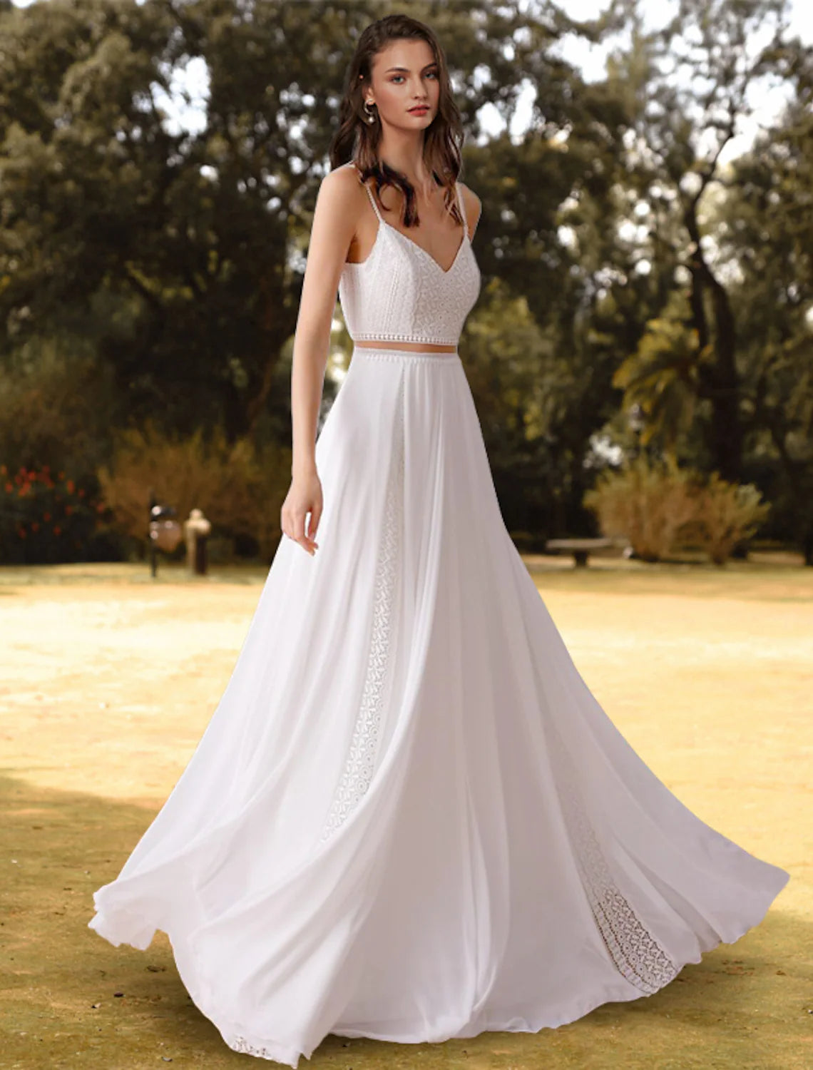 Beach Open Back Wedding Dresses Floor Length Two Piece Sleeveless Spaghetti Strap V Neck Chiffon With Appliques Solid Color