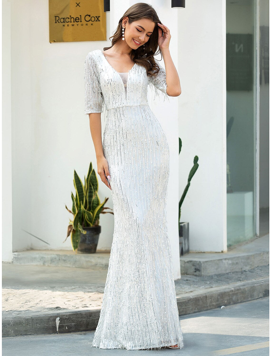 Sheath / Column Evening Gown Glittering Dress Engagement Floor Length Half Sleeve V Neck Polyester with Sequin Tassel